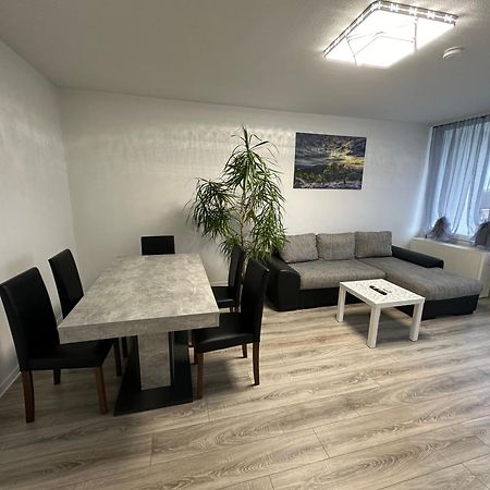 Olis Appartement In 诺伊斯 外观 照片