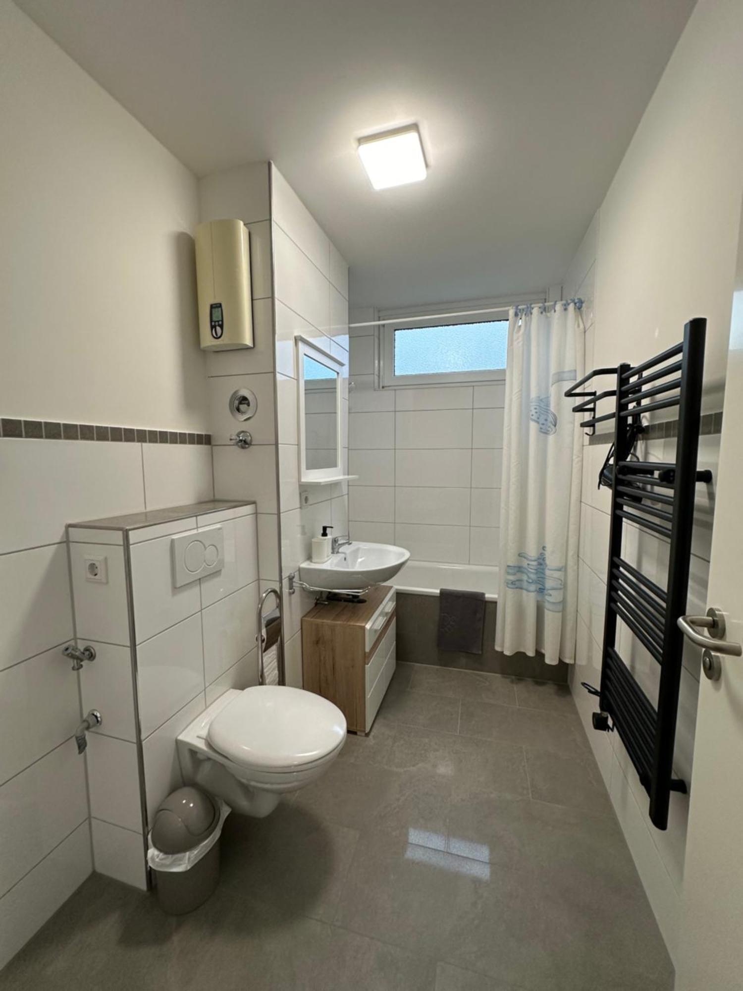 Olis Appartement In 诺伊斯 外观 照片